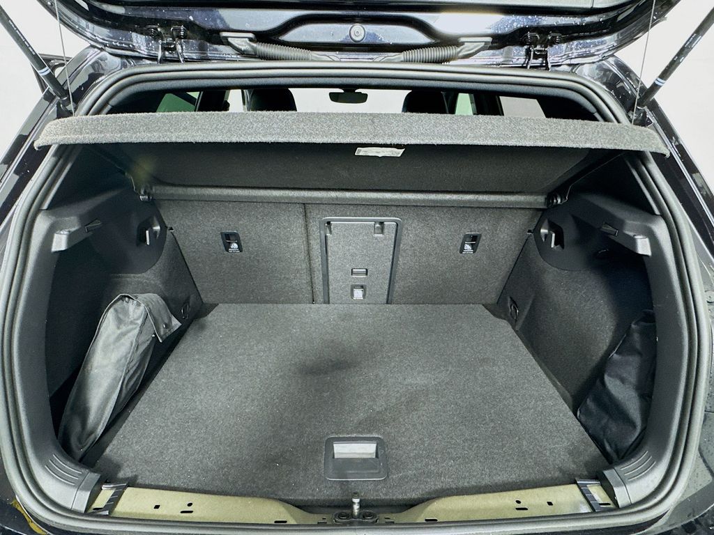 Used Car 2023 Volkswagen Golf R  2.0t For Sale Under $40,000 In Austin, Texas