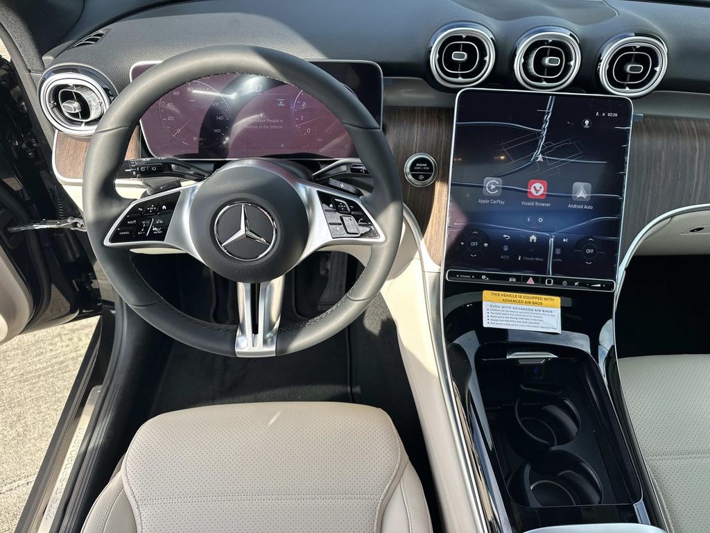 Thumbnail: 2026 Mercedes-Benz GLC - 21