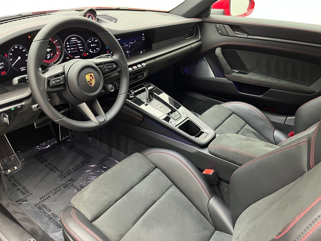 Thumbnail: 2022 Porsche 911 - 4