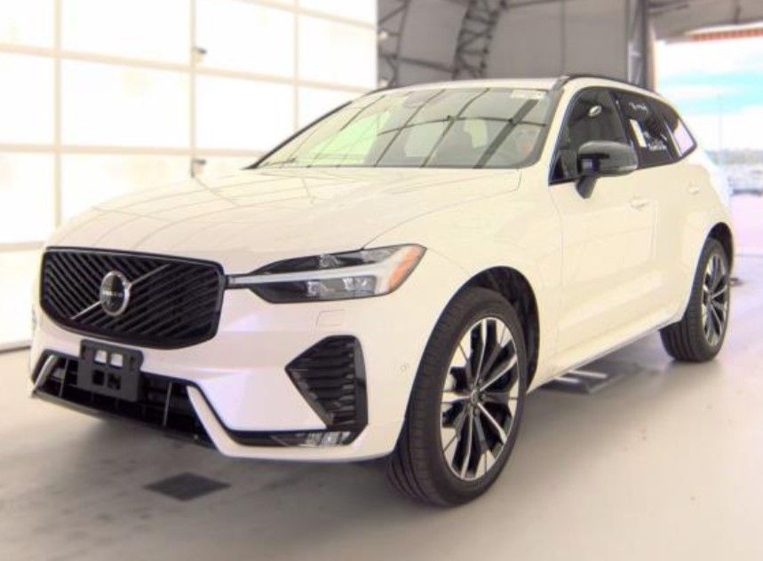 Crystal White Metallic 2026 Volvo XC60 SUV / Crossover All-Wheel Drive Automatic