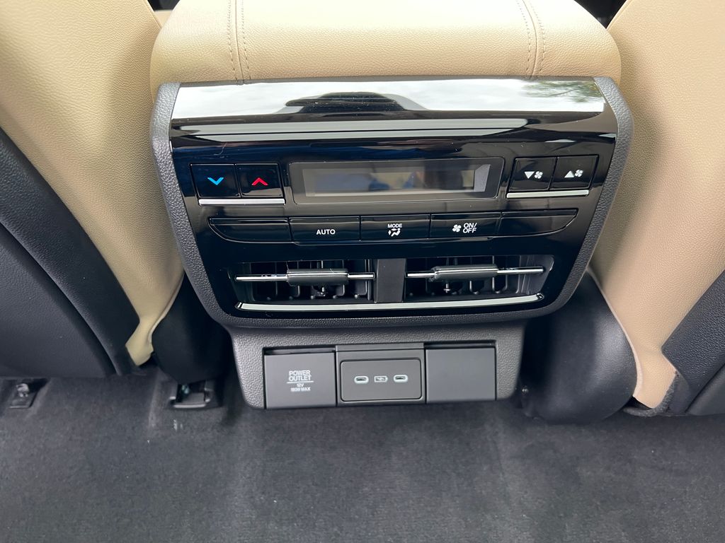 Thumbnail: 2025 Acura MDX - 22