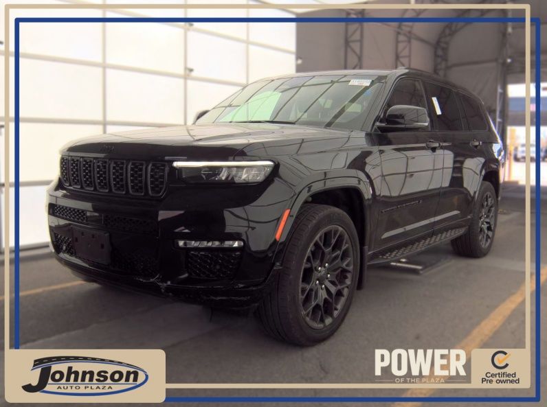 Diamond Black Crystal Pearlcoat 2024 Jeep Grand Cherokee L SUV / Crossover Four-Wheel Drive 8-Speed Automatic