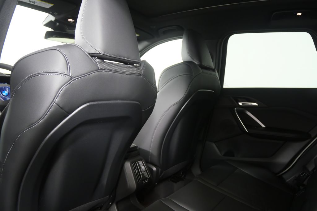 Thumbnail: 2026 BMW X1 - 16