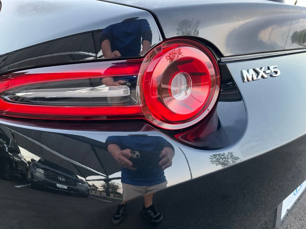 Thumbnail: 2026 Mazda MX-5 Miata - 7