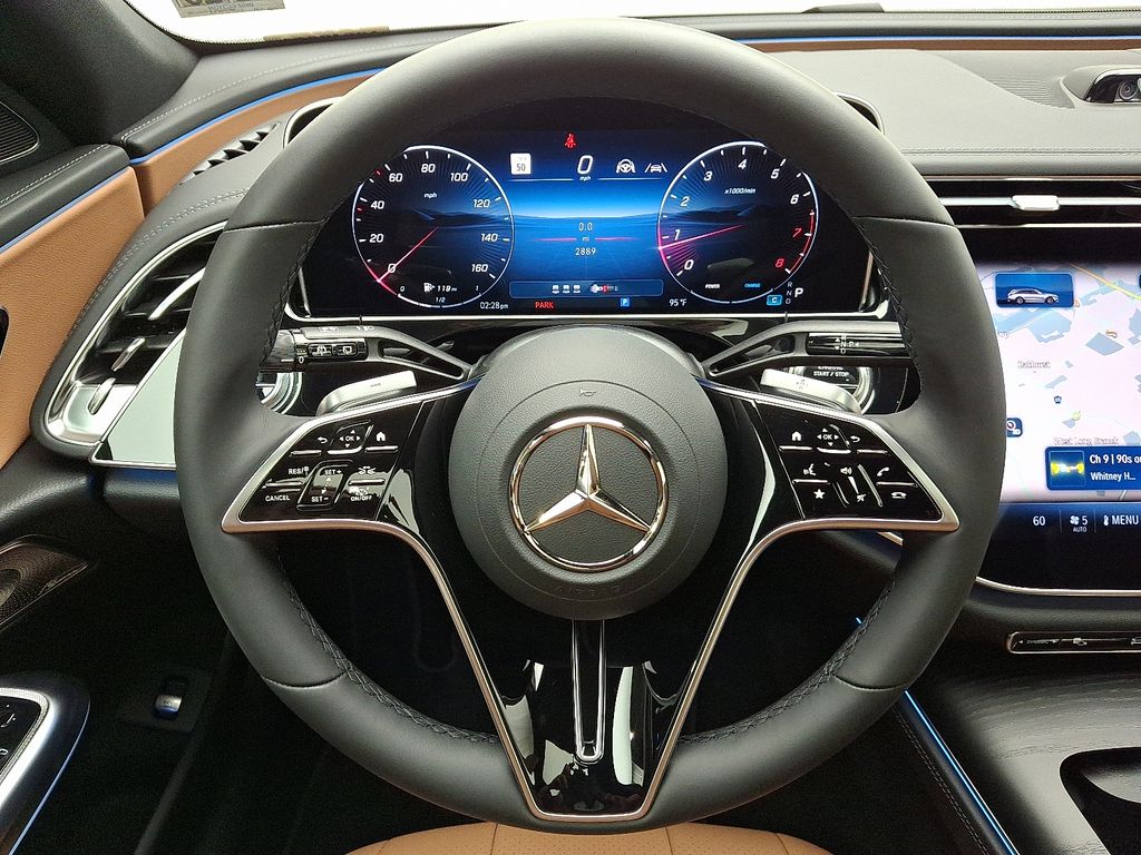 Thumbnail: 2025 Mercedes-Benz E-Class - 22