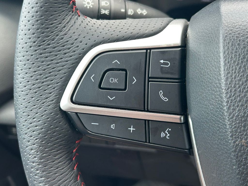 Used 2025 Toyota Sienna Van
