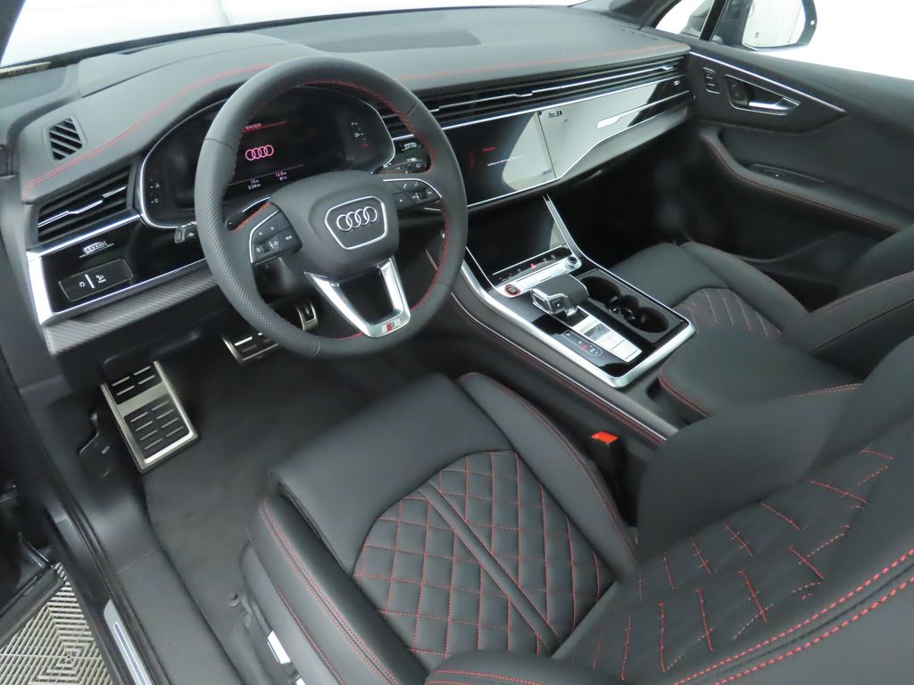 Thumbnail: 2025 Audi SQ7 - 10
