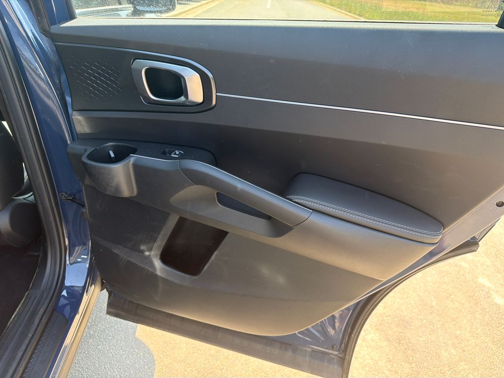 Used 2025 Black Kia S image 16