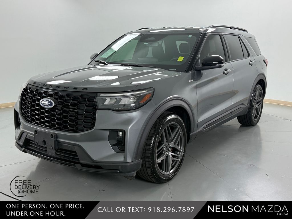 2025 Ford Explorer ST-LINE RWD (PL535)'s photo