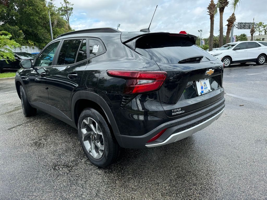 2024 Chevrolet Trax LT 5