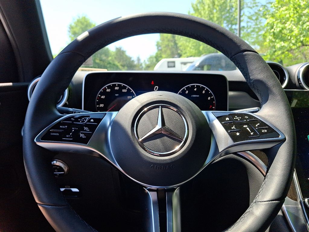 Thumbnail: 2026 Mercedes-Benz GLC - 19