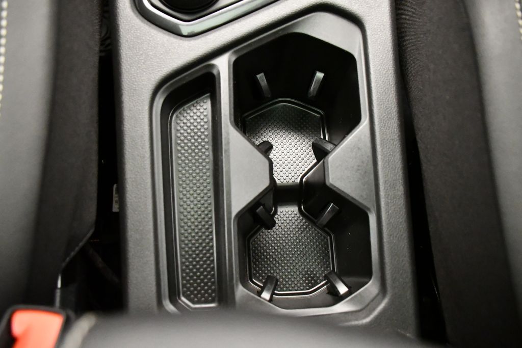 Thumbnail: 2021 Volkswagen Tiguan - 32