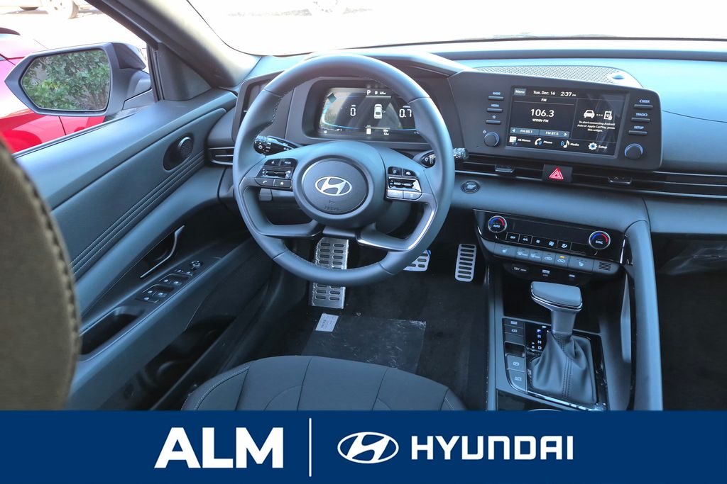 New 2026 White Hyundai SEL Sport image 24