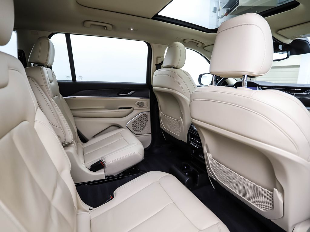 Thumbnail: 2021 Jeep Grand Cherokee L - 27