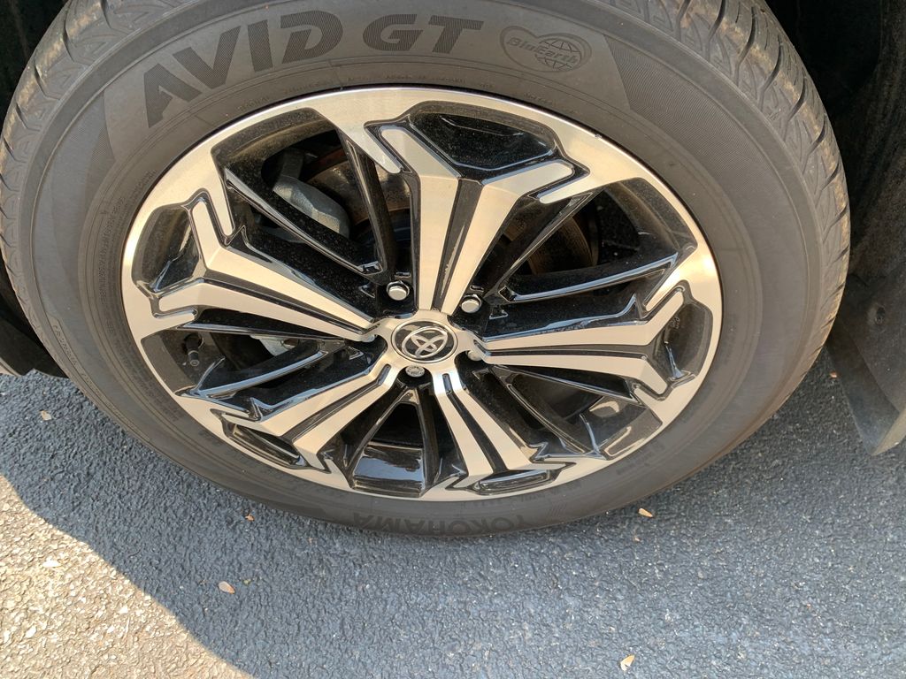 Thumbnail: 2025 Toyota RAV4 - 6