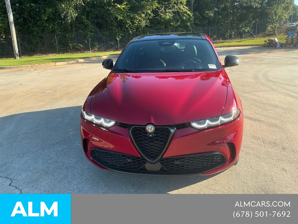 Used 2024 Red Alfa Romeo Veloce image 2