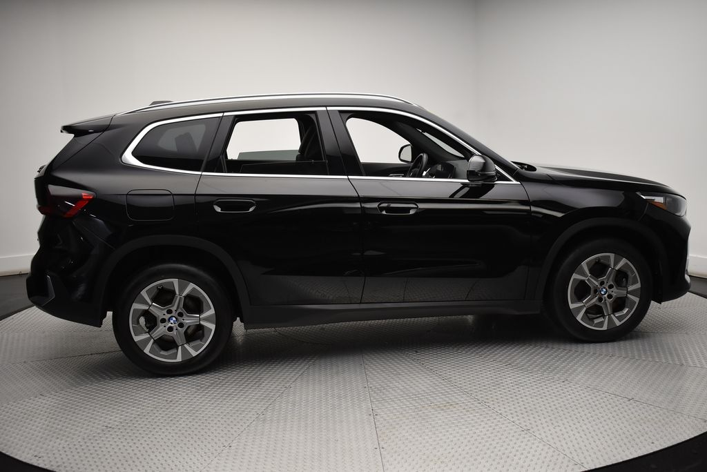2023 BMW X1 xDrive28i 4