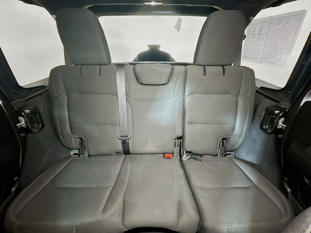 Used 2022 Gray Jeep Unlimited Sport S image 13