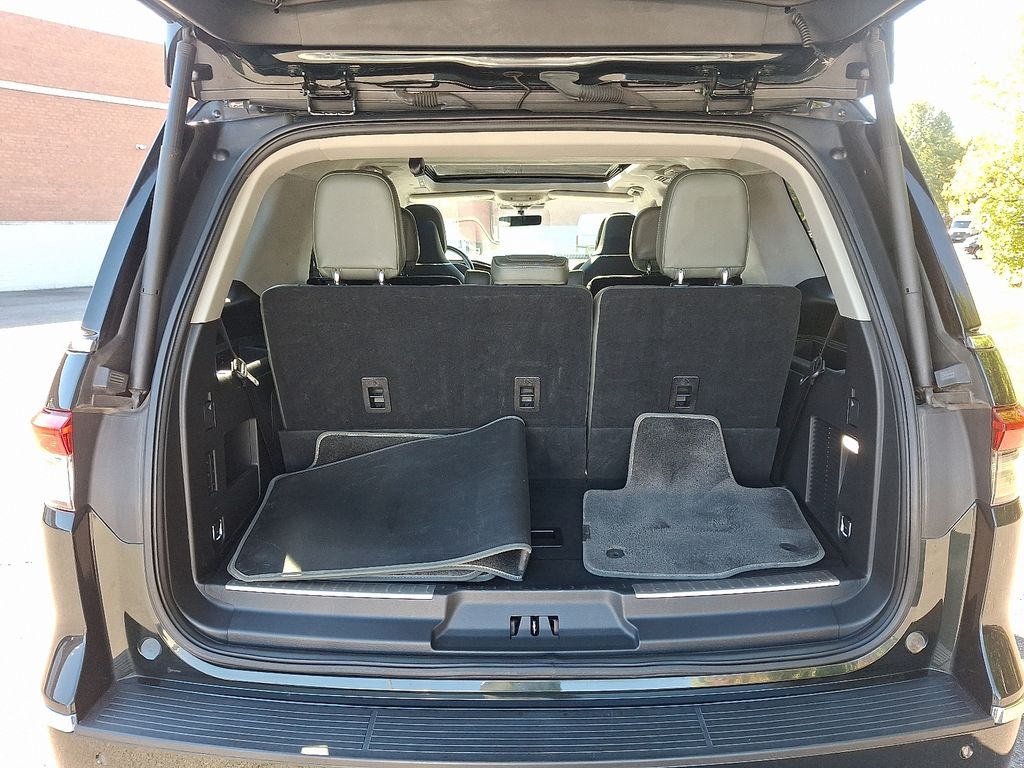 Thumbnail: 2022 Lincoln Navigator - 29