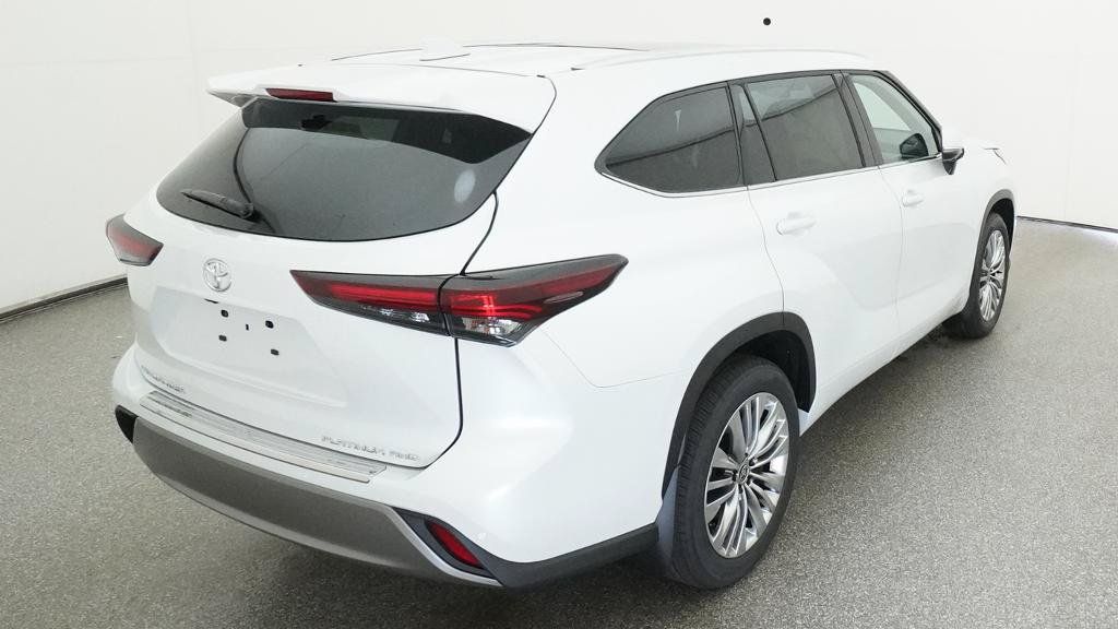 Thumbnail: 2026 Toyota Highlander - 23