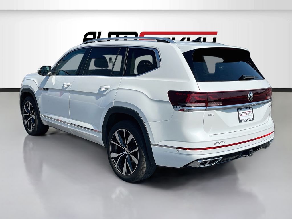 Used 2024 White Volkswagen 2.0T SEL Premium R-Line image 5