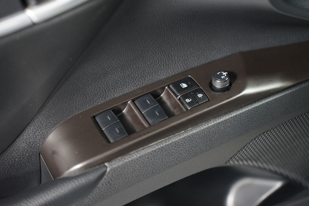 2024 Toyota Camry SE 30