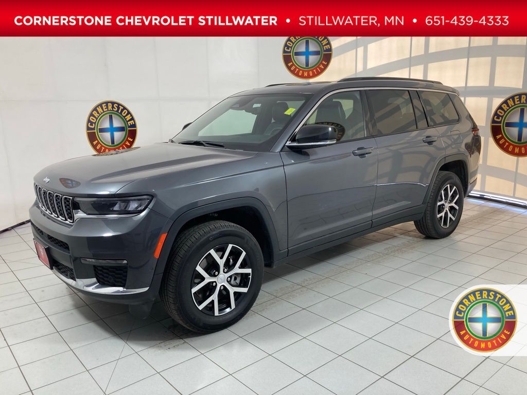 Baltic Gray Metallic Clearcoat 2024 Jeep Grand Cherokee L Limited 4WD SUV / Crossover Four-Wheel Drive 8-Speed Automatic