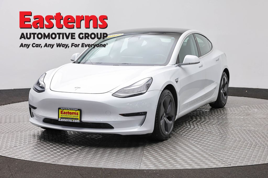White 2019 Tesla Model 3 Sedan All-Wheel Drive 1-Speed Automatic