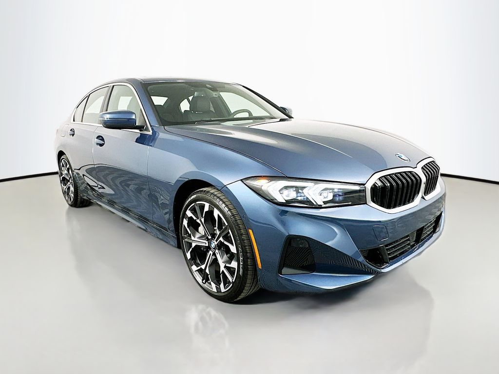 Thumbnail: 2026 BMW 3 Series - 3