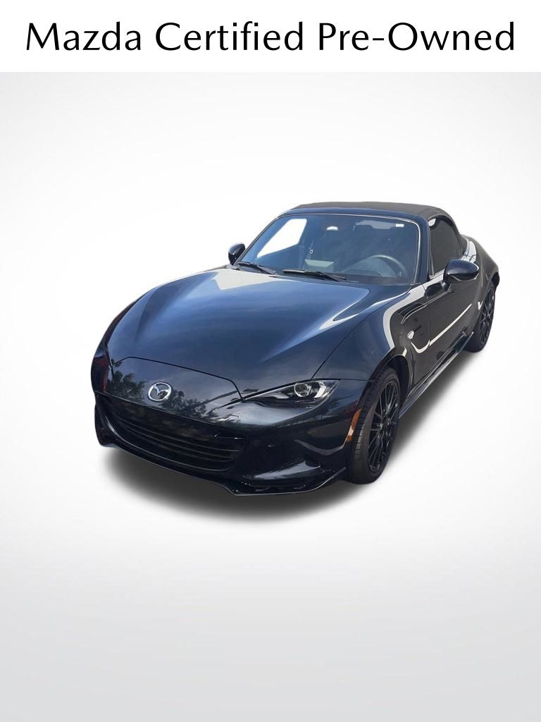 Jet Black Mica 2024 Mazda MX-5 Miata Club RWD Convertible Rear-Wheel Drive 6-Speed Manual