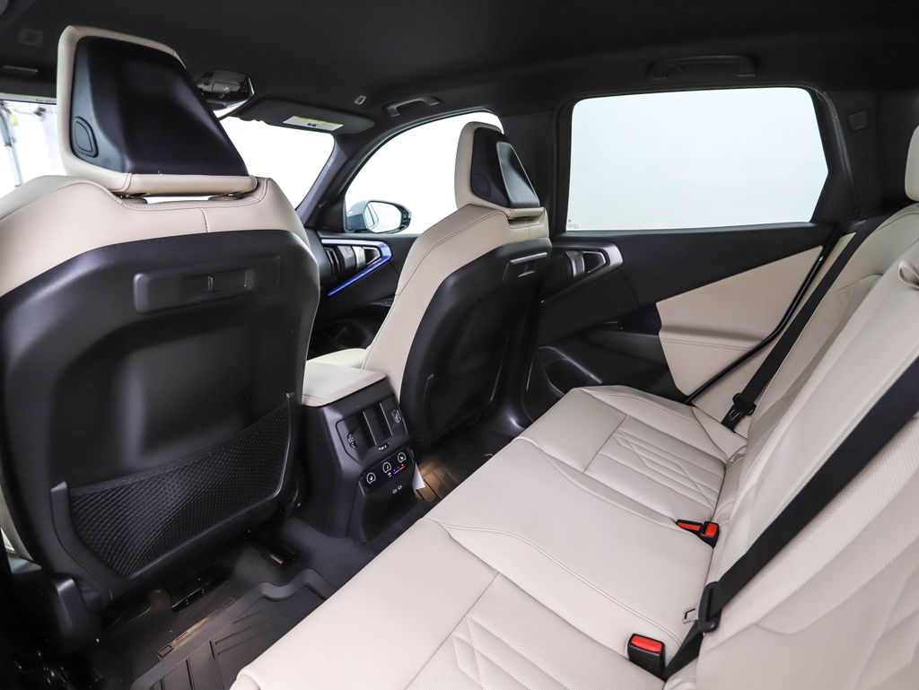 Thumbnail: 2026 BMW X3 - 22