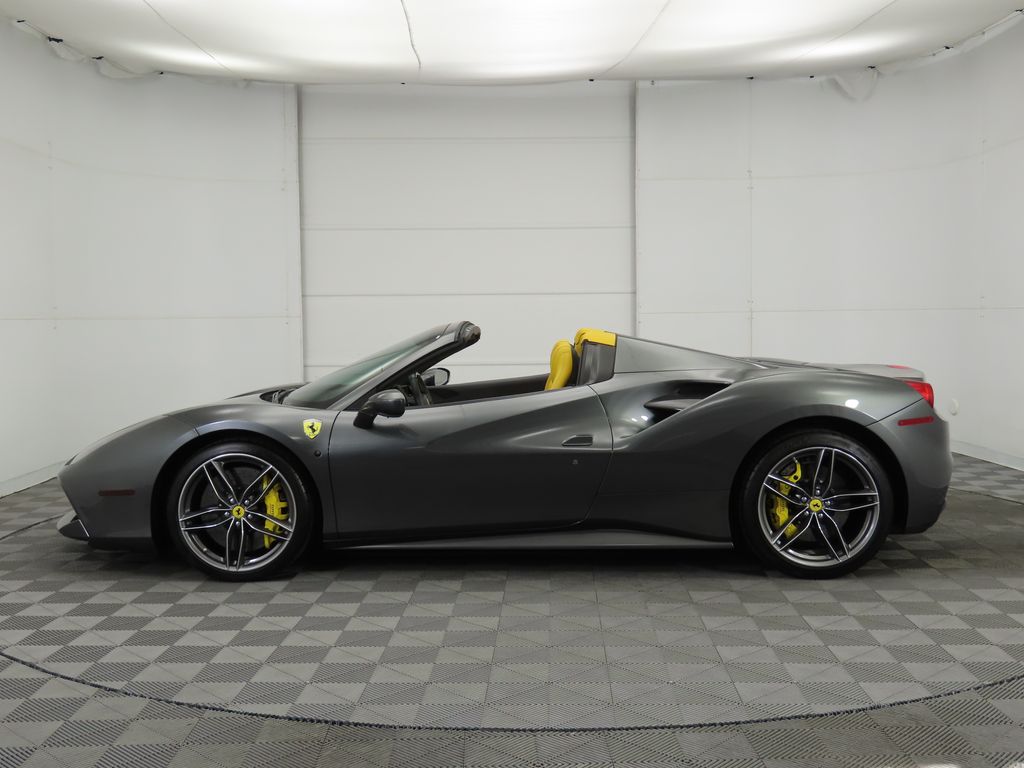 2017 Ferrari 488 Spider 8