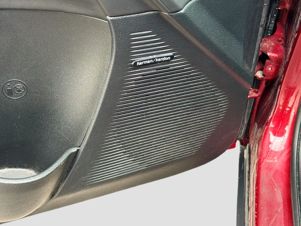Used 2022 Red Dodge SRT Hellcat image 18