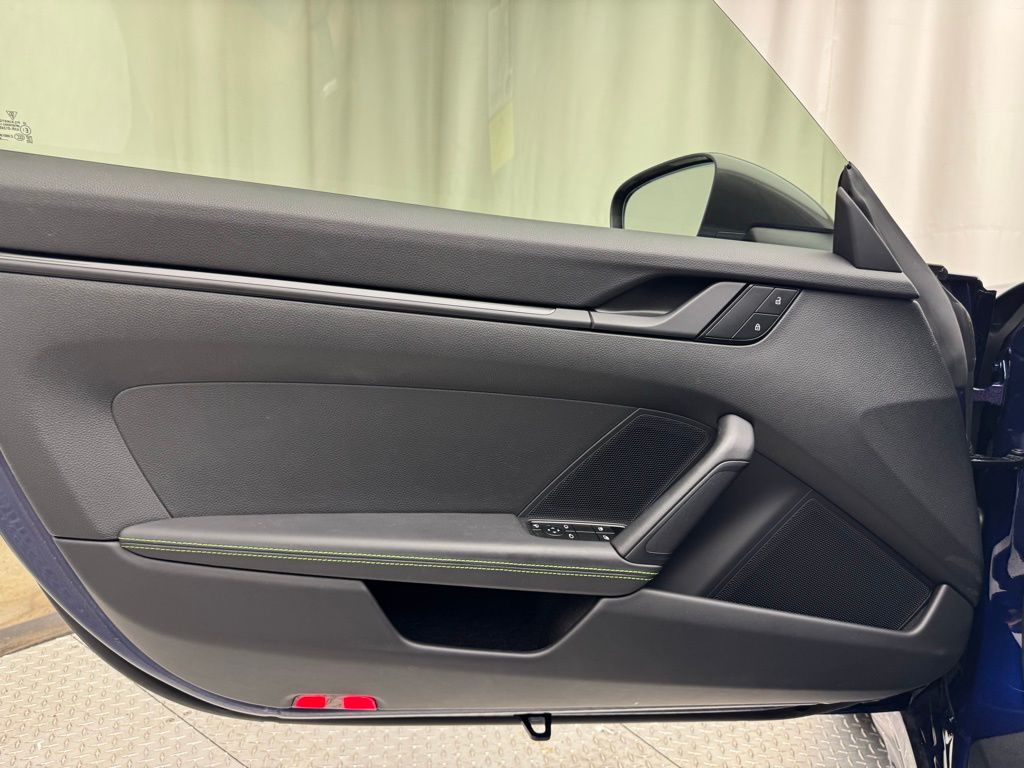 Thumbnail: 2023 Porsche 911 - 24