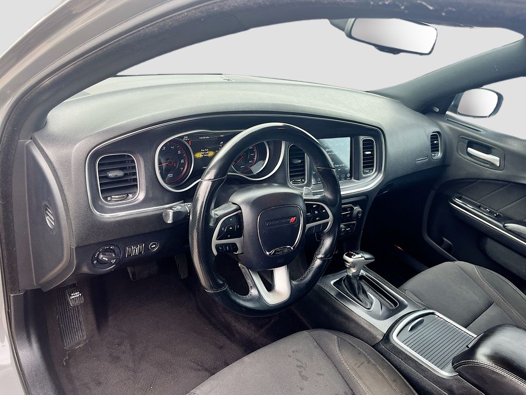 Used 2018 Gray Dodge R/T image 9
