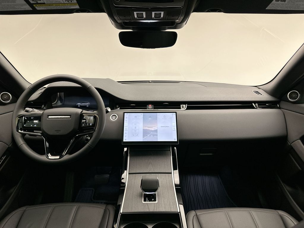 Thumbnail: 2026 Land Rover Range Rover Evoque - 8