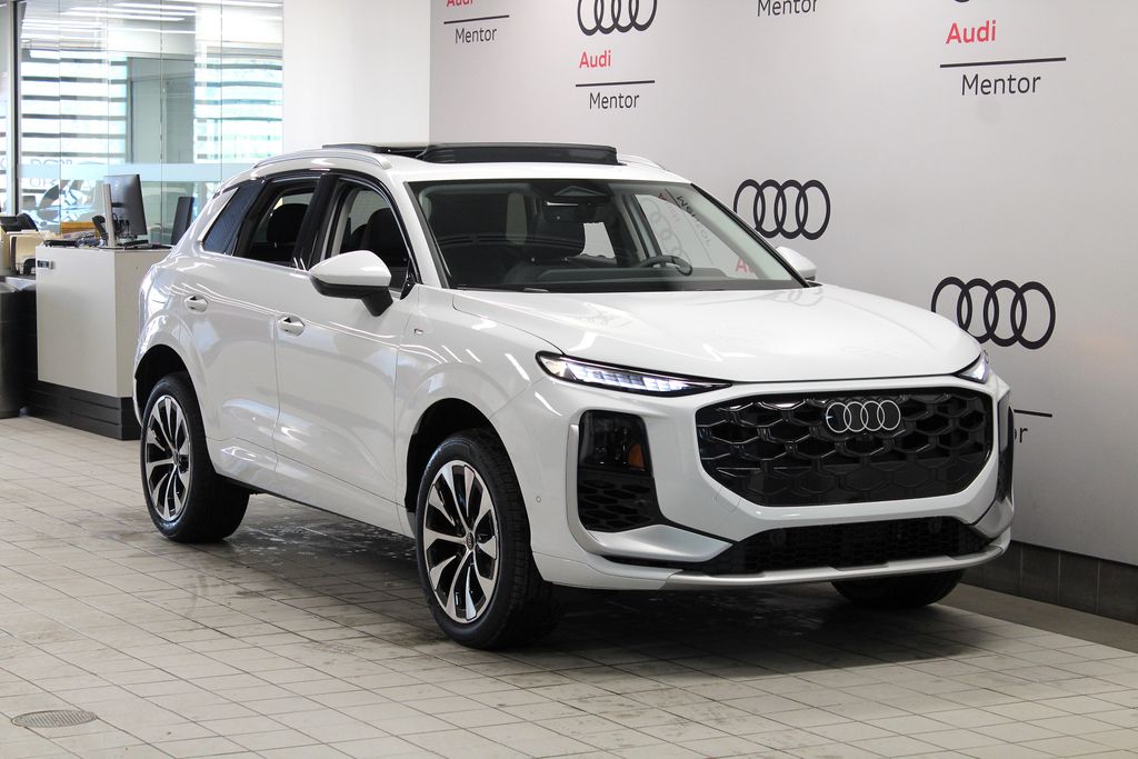 Thumbnail: 2026 Audi Q3 - 8