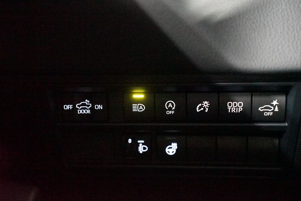 Thumbnail: 2026 Toyota Tundra - 27