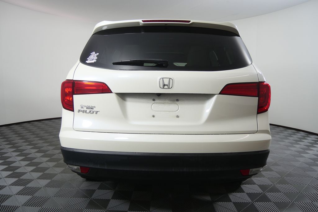 Thumbnail: 2018 Honda Pilot - 4