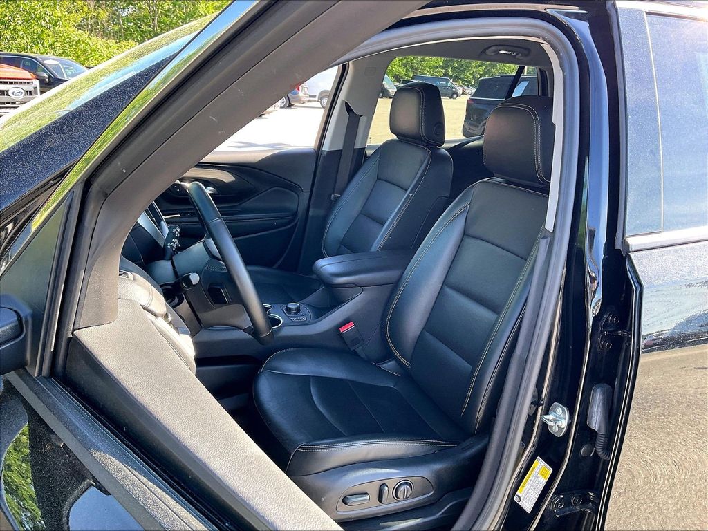 2024 GMC Terrain — photo 9