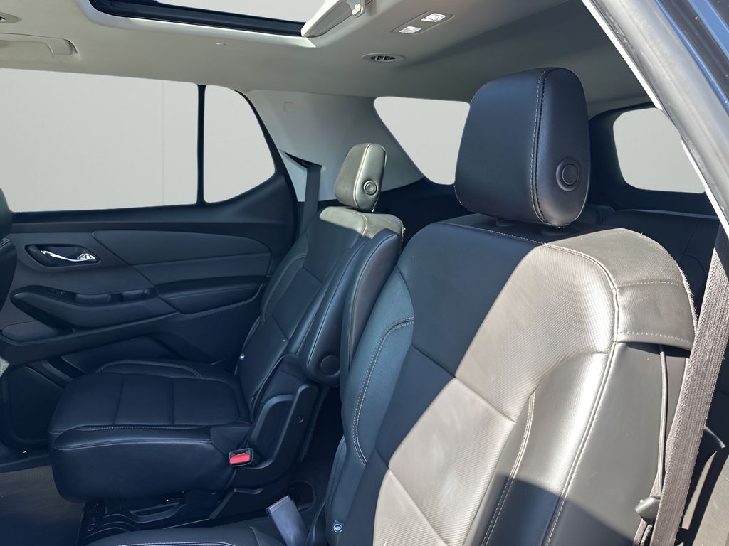 Used Car 2018 Chevrolet Traverse  Premier For Sale Under $20,000 In Austin, Texas