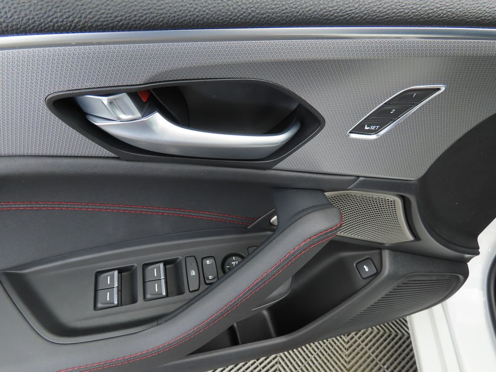 Thumbnail: 2025 Acura TLX - 24