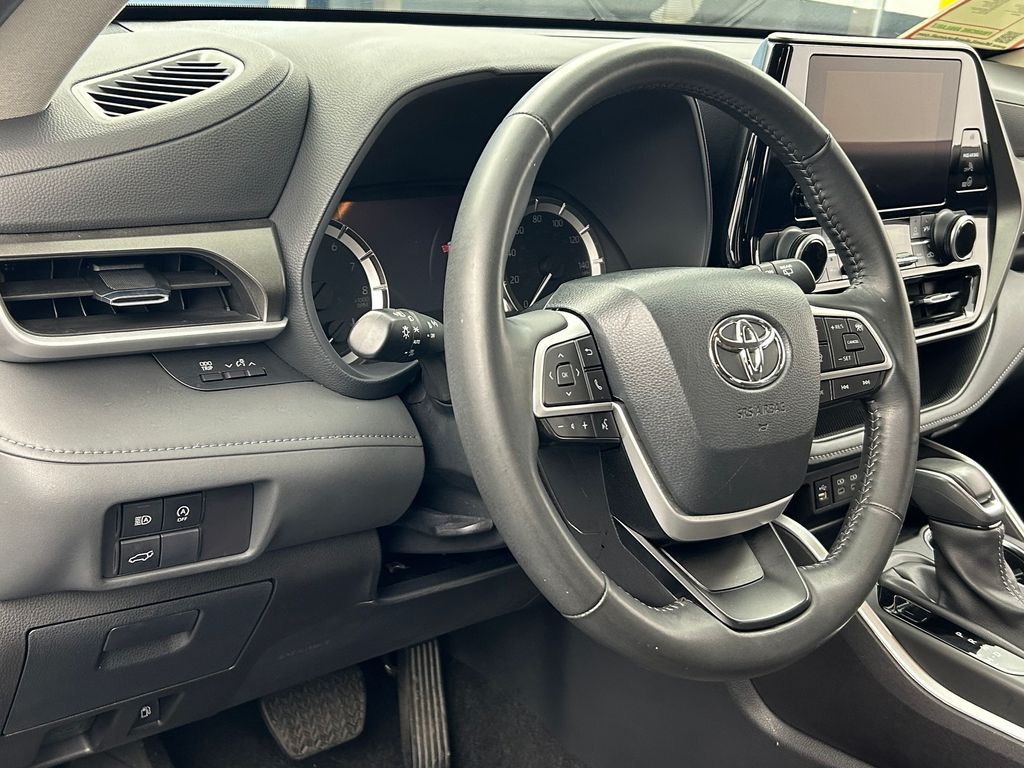 Used 2024 Gray Toyota LE image 15