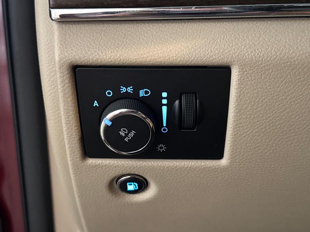 Used 2017 Red Jeep Limited image 19