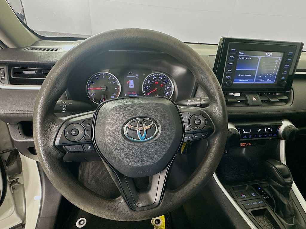 Thumbnail: 2019 Toyota RAV4 - 11