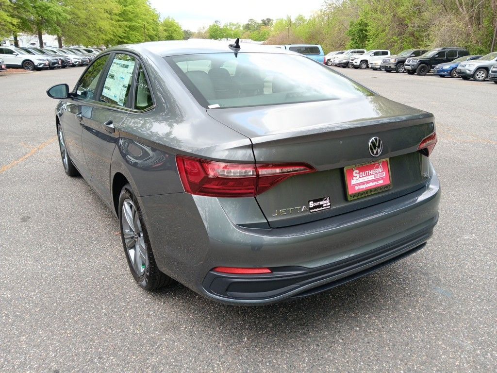 2024 Volkswagen Jetta 1.5T SE 3