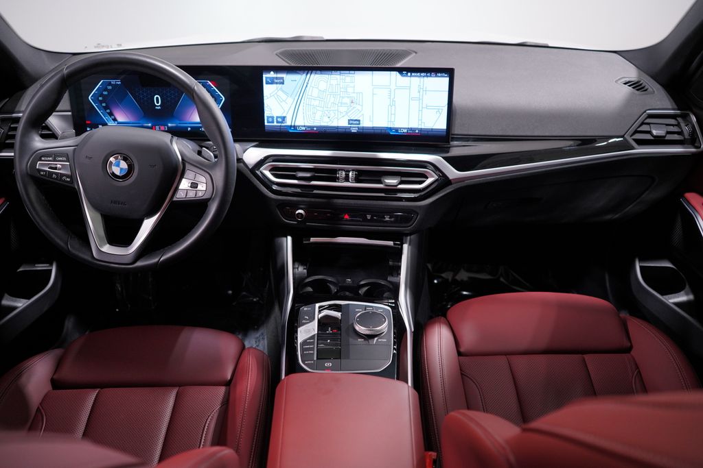 Thumbnail: 2024 BMW 3 Series - 11