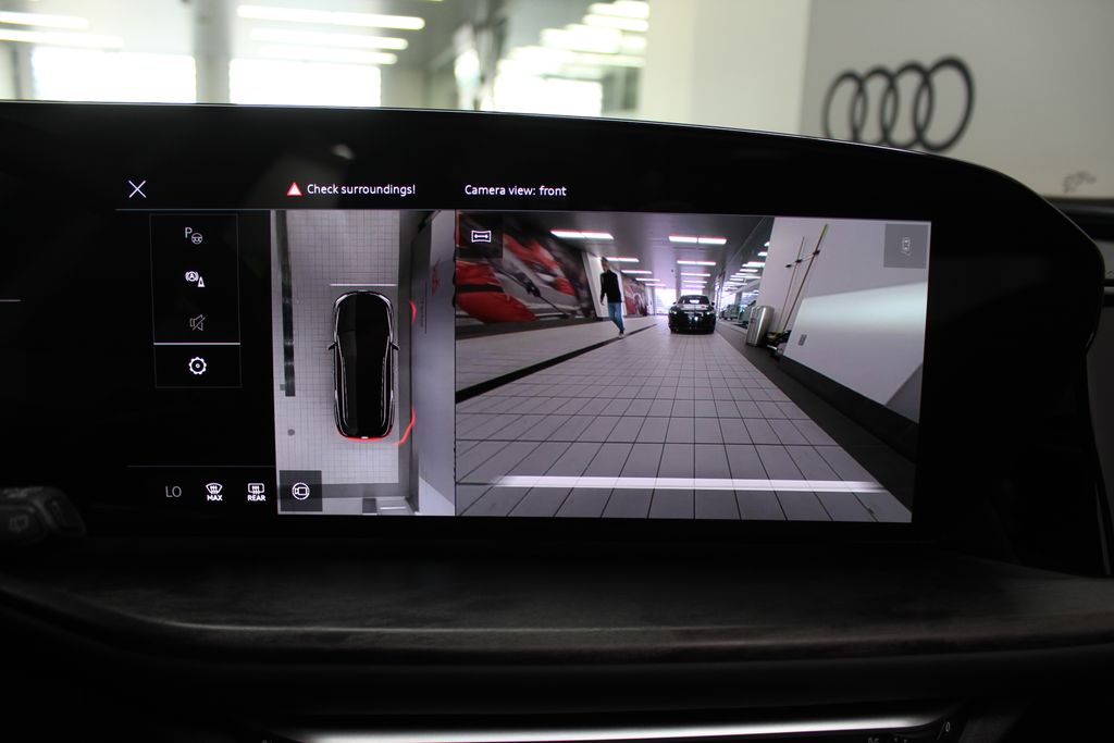 Thumbnail: 2025 Audi Q5 - 21