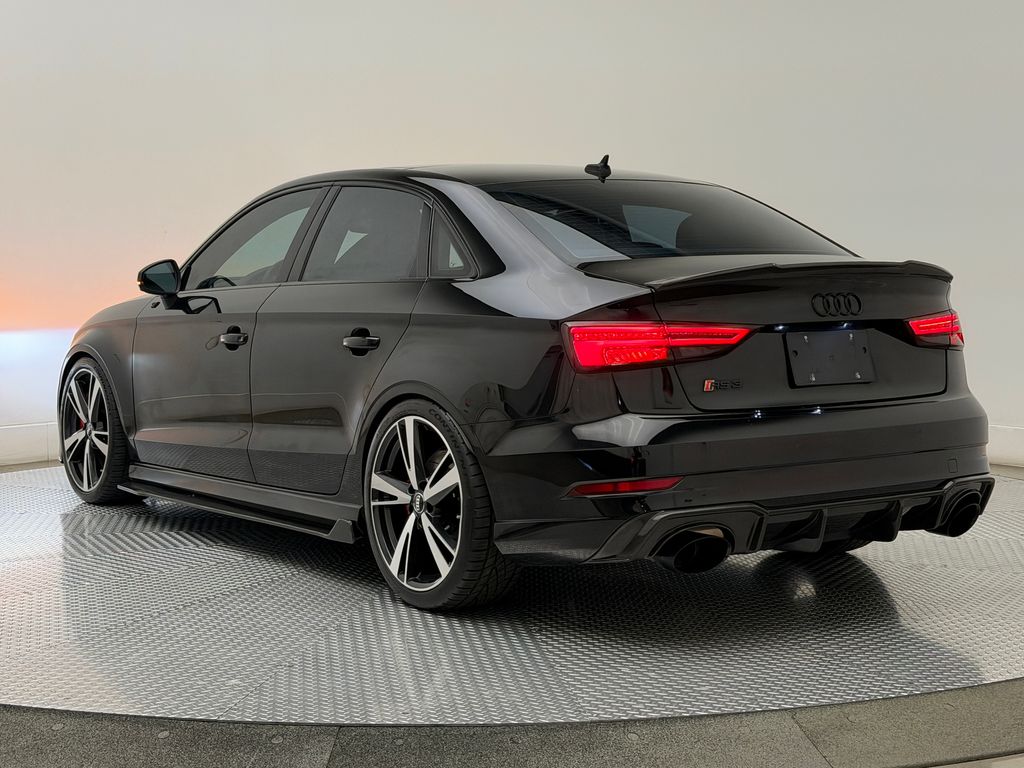 Thumbnail: 2018 Audi RS 3 - 8