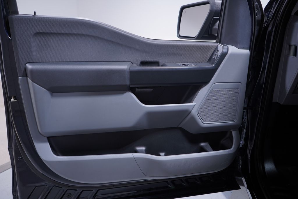 Thumbnail: 2022 Ford F-150 - 11